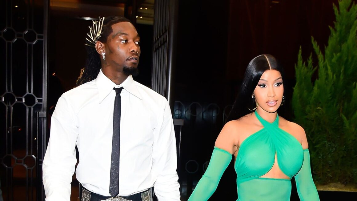 Cardi-B-Offset