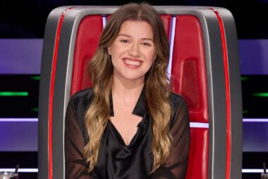 kelly-clarkson
